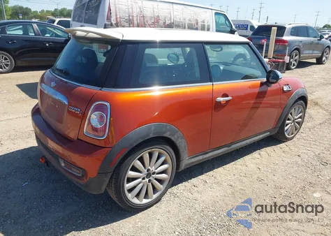 2012 Mini Cooper S из США, поврежденный, VIN WMWSV3C56CTY26211